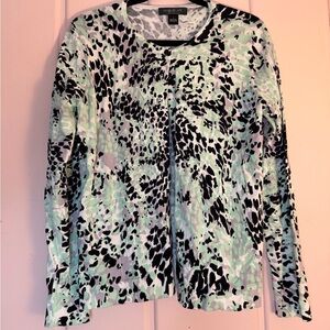August Silk Women's Animal Print Long Sleeve Top - Green and Black